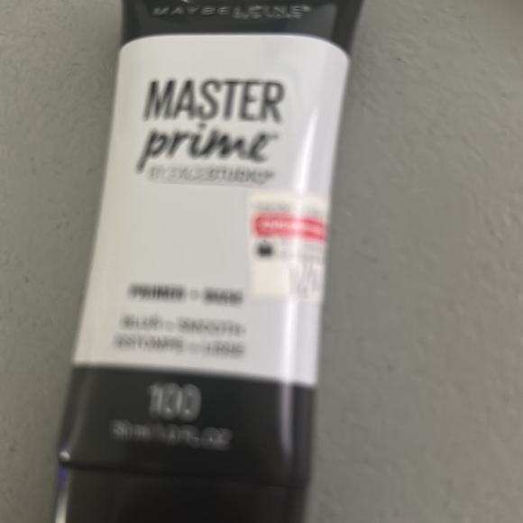 MAYBELLINE FACESTUDIO MASTER PRIME 100PRIMER BASE 1 OZ BLUR SMOOTH NEW - Picture 3 of 3